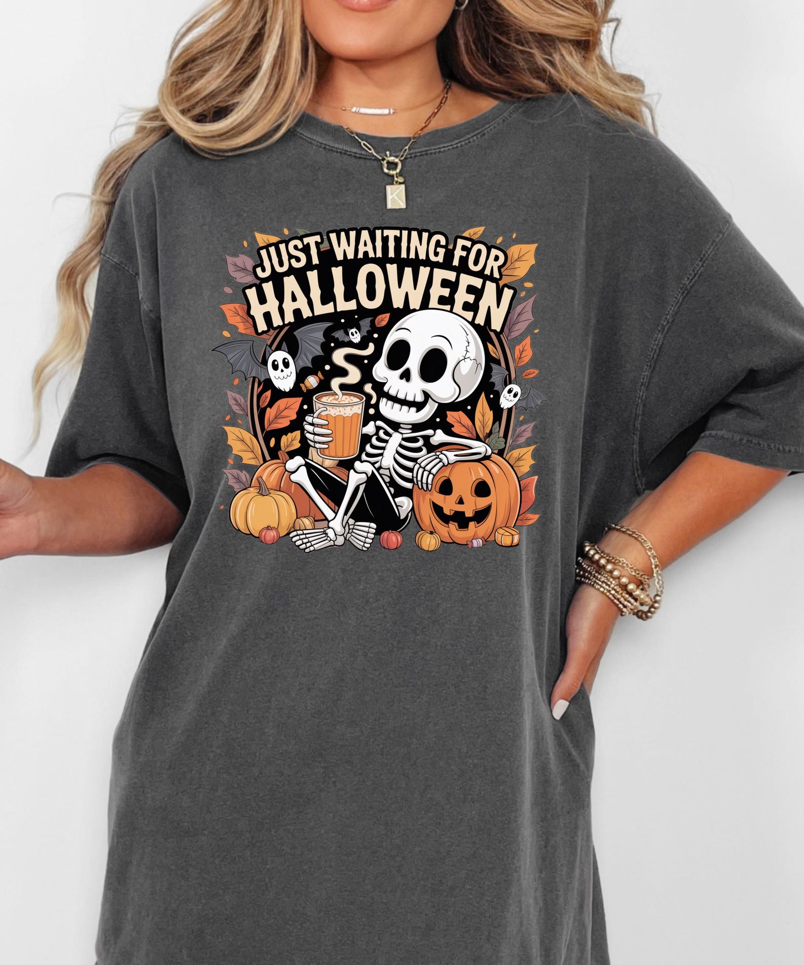 Funny Skeleton Pumpkin Shirt, Spooky Fall Graphic Shirt, Retro Halloween T-Shirt for Her.