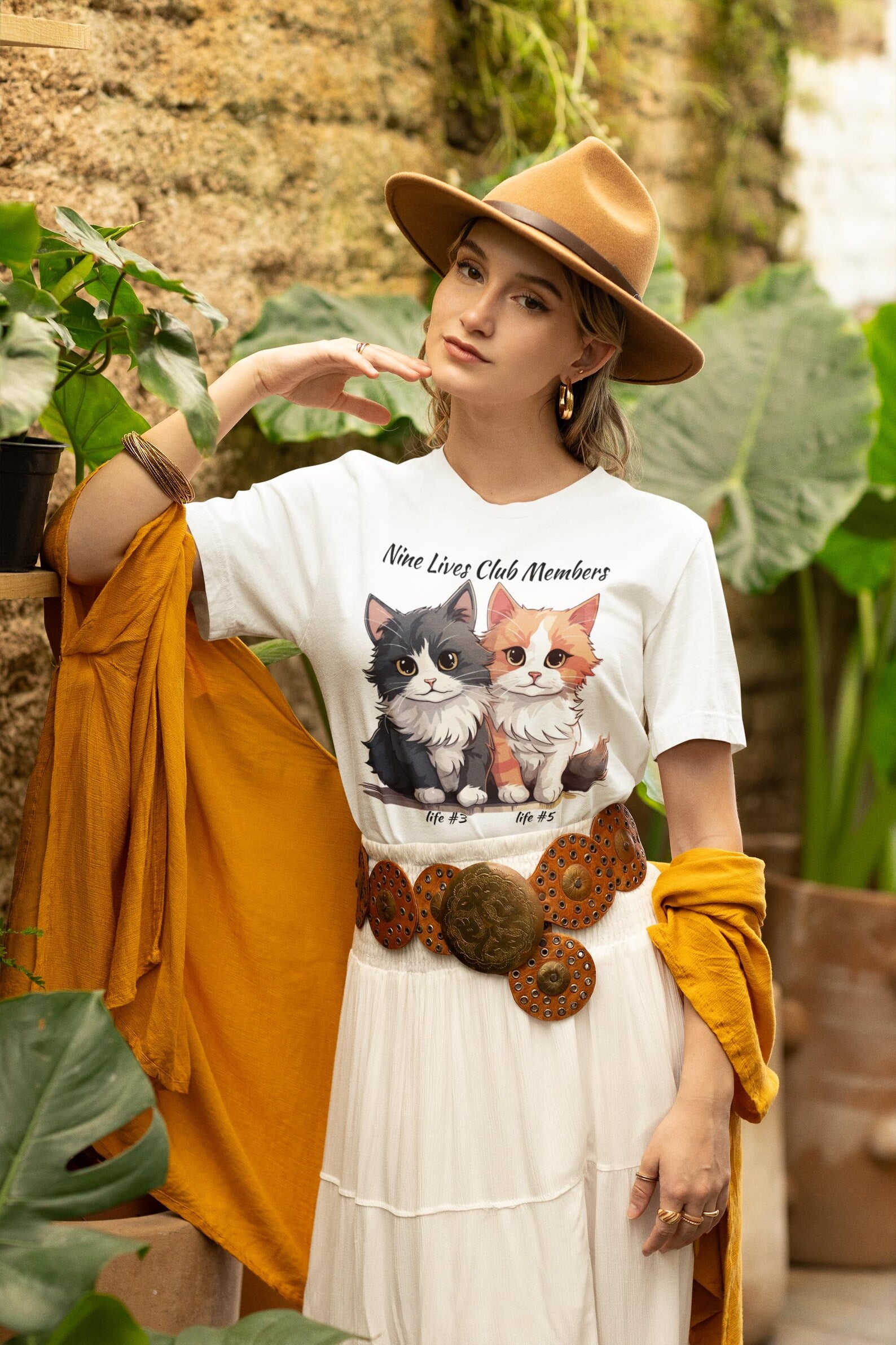 Unisex Funny Cat T-Shirt – Cute Kitty Graphic Top, Cat Lover Gift, Cat Mom & Dad Shirt, Whimsical Feline Humor Tee