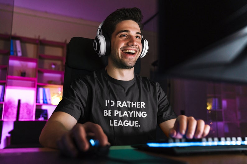 League of Legends |I'd Rather Be Playing League T-Shirt|Funny Gaming T-Shirt|Black Unisex T-Shirt| Perfect Gift for Gamers and League Fans