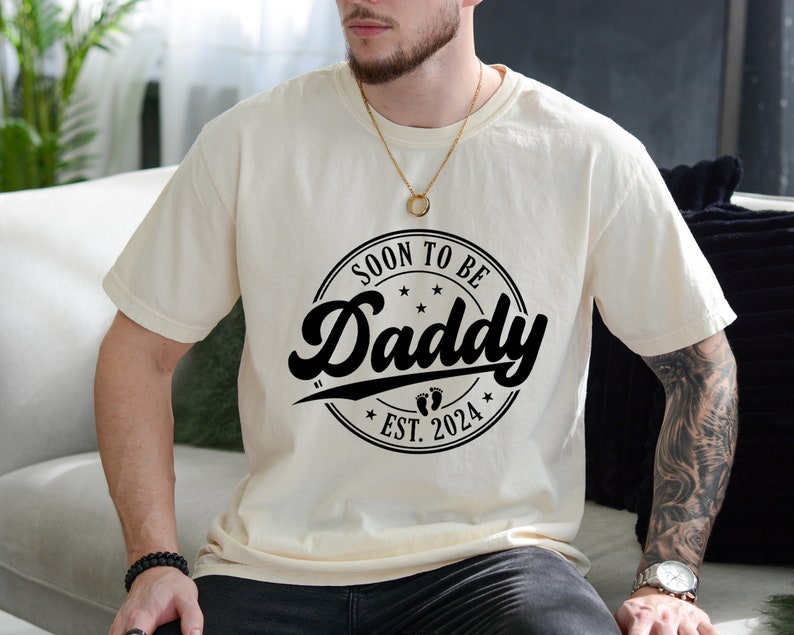Soon to be Mommy shirt, Soon to be Daddy shirt, Mom and Dad Matching T-shirts