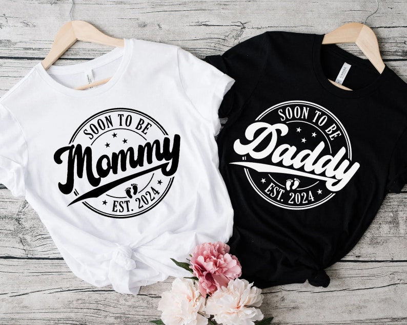 Soon to be Mommy shirt, Soon to be Daddy shirt, Mom and Dad Matching T-shirts