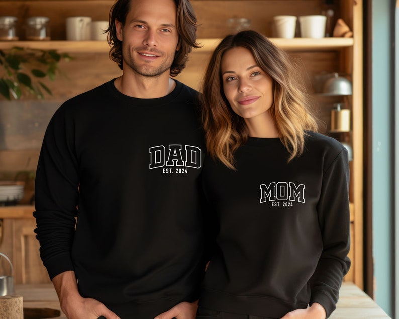 Custom Mom and Dad Shirts, New Dad Shirt, Gift for New Mom, Pregnancy Announcement Shirts, Christmas Gift For Mom and Dad, Mom and Dad Matching Sweatshirt