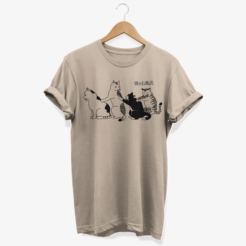 Japanese Cats T-shirt, Minimalist Aesthetic Tshirt, Kawaii Cats Tees, Whimsical Kitties Top, Line Art Fashion, Anime Clothes for Cats Lovers