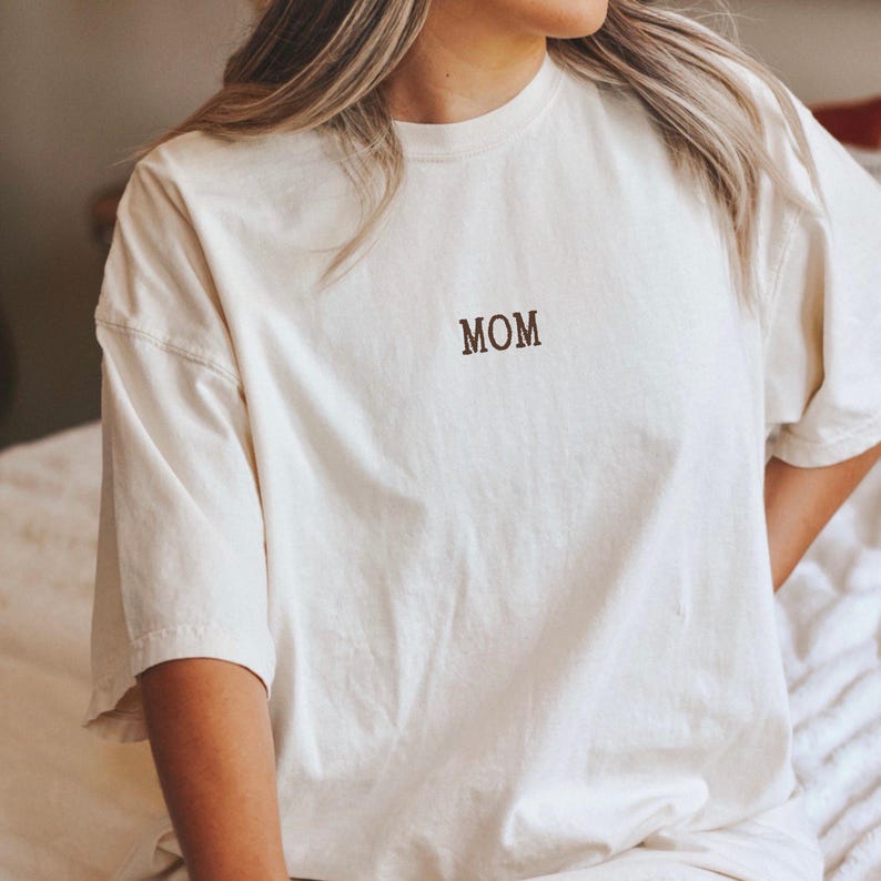 Mom and Dad Matching Shirts, Family Gift, Parents T-Shirts,Couple Outfit, Mom Dad Shirts, Family Look, Custom Couple T-Shirts