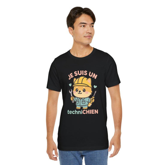Kawaii Chibi 'Je suis un techniCHIEN' T-Shirt– Cute Dog Lover T-Shirts - Funny Dog T-Shirts • Technician Gifts • Kawaii Pomeranian Shirts