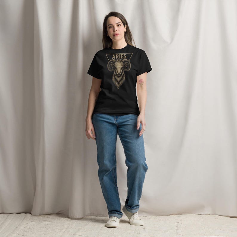 Gothic Aries Zodiac T-Shirt – Vintage Tattoo Style Ram Design | March 21 - April 20 | Astrological Graphic Tee | Aries Birthday Gift